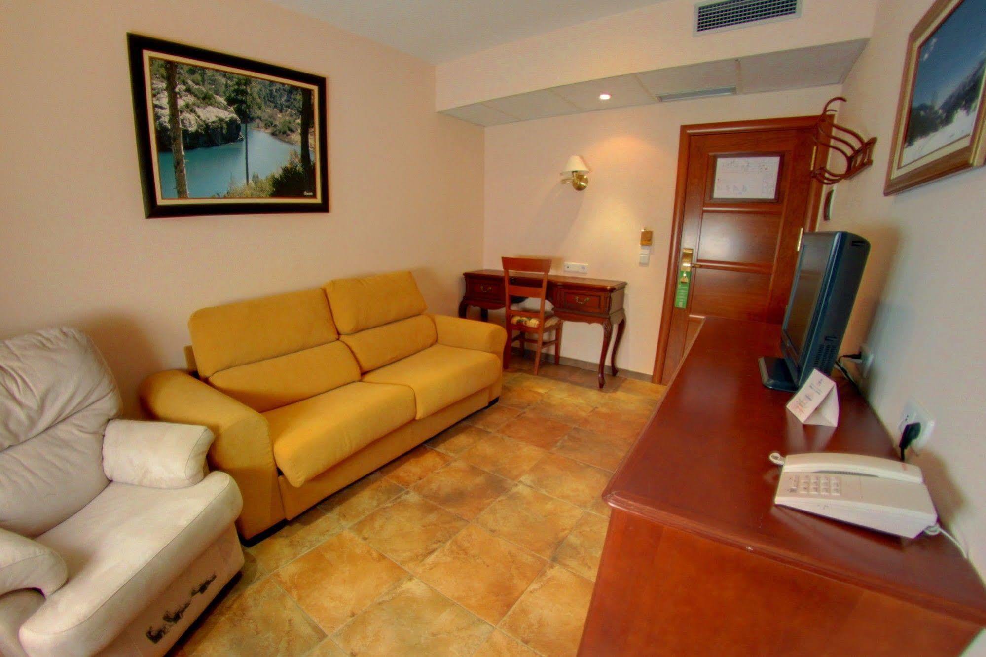 Hotel Balneario Parque de Cazorla Arroyo Frío Exterior foto