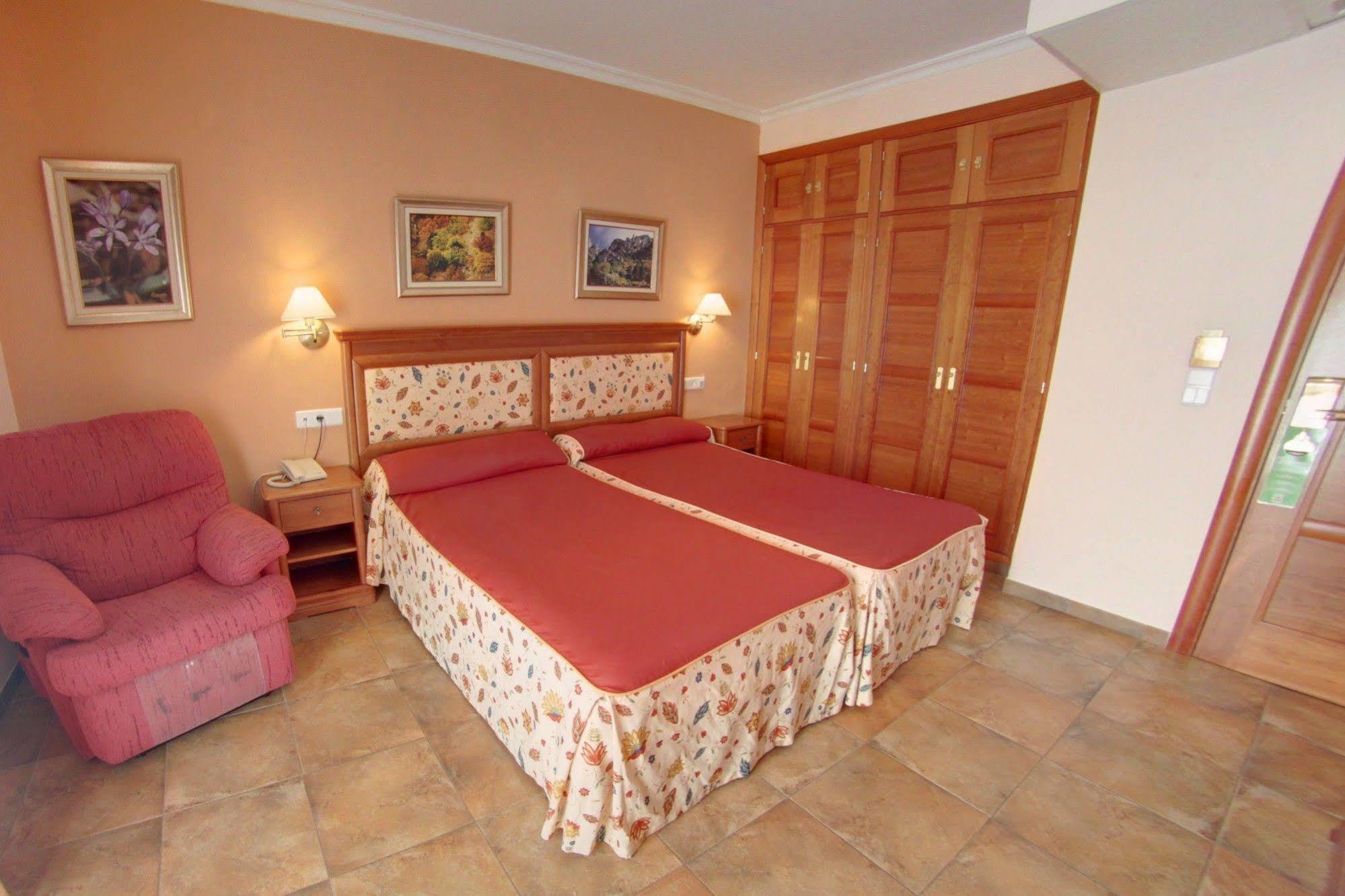 Hotel Balneario Parque de Cazorla Arroyo Frío Exterior foto