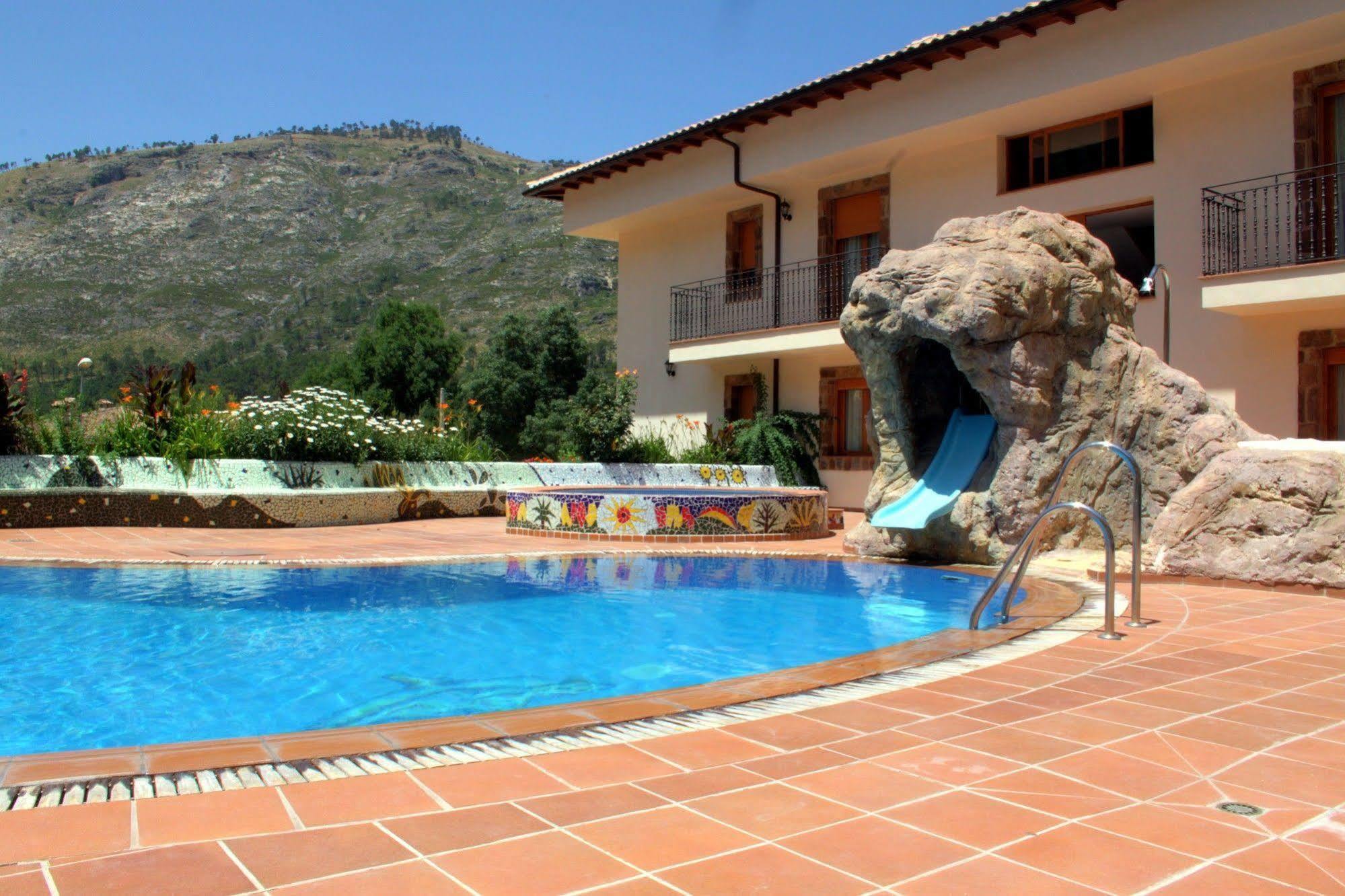 Hotel Balneario Parque de Cazorla Arroyo Frío Exterior foto
